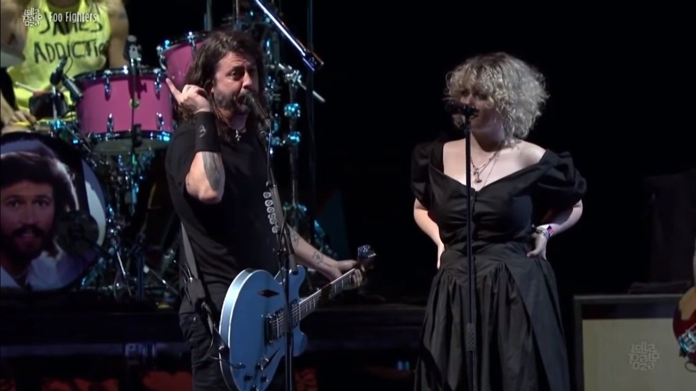 Violet Grohl, invitada especial de Foo Fighters